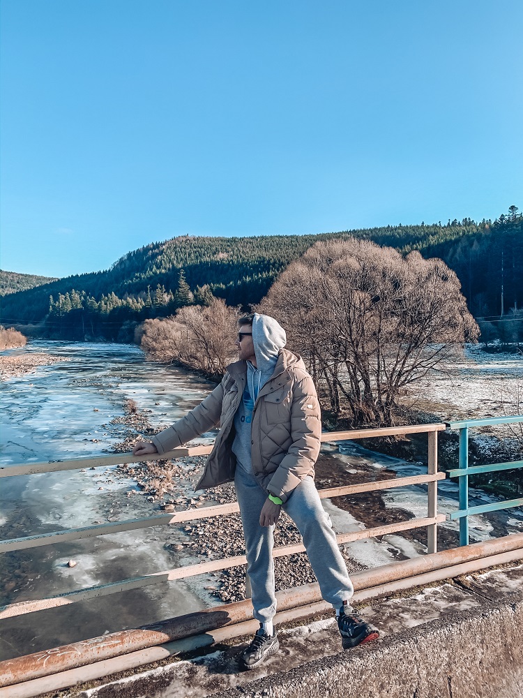 Замки, скальный комплекс и природа Карпат: самые красивые локации для идеальных путешествий осенью